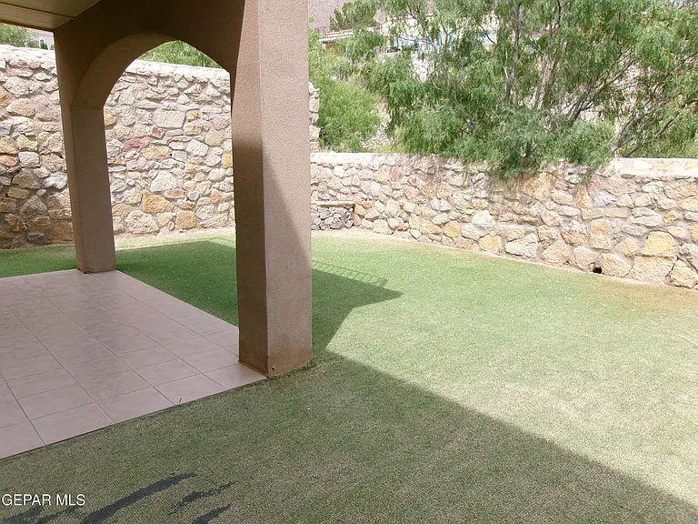 4704 Pistolero Ln #A — Photo 14