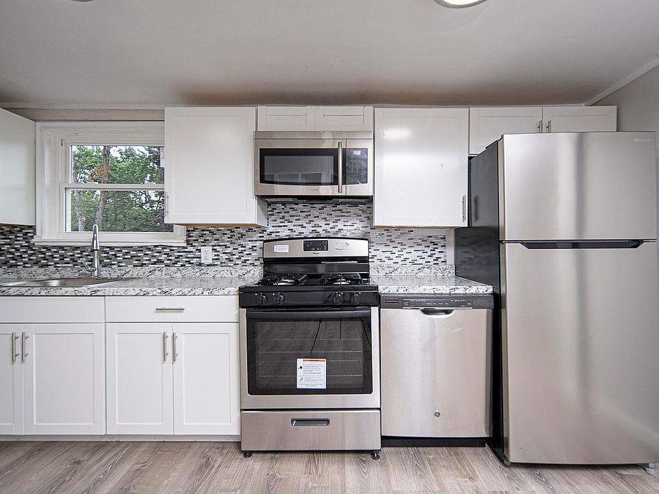 1st image of 369 5th Ave #1