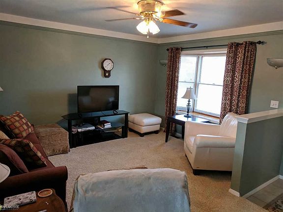 5th image of 20480 Bigelow St
