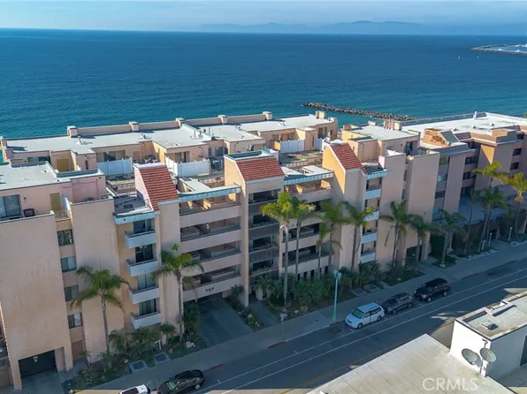 727 Esplanade Unit 205, Redondo Beach, CA 90277