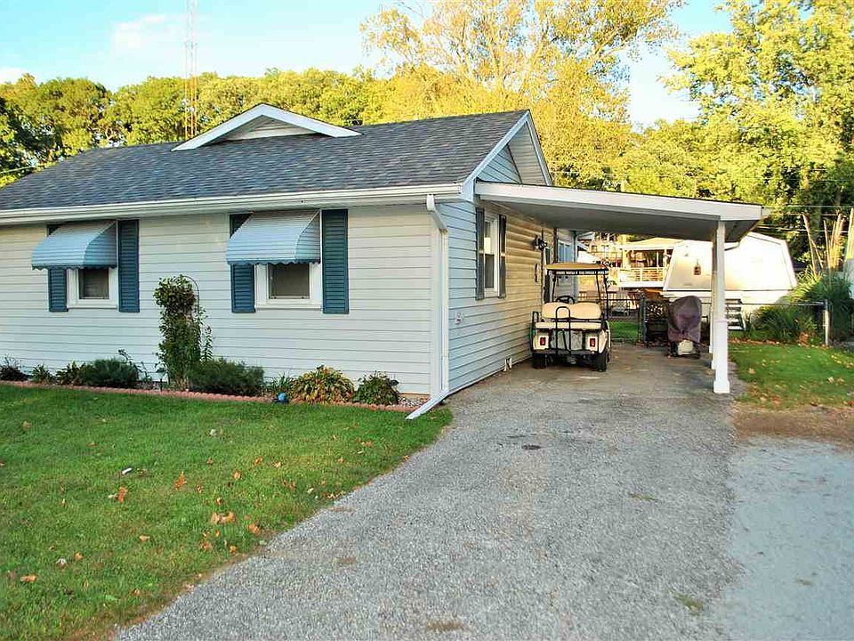 1st image of 10559 N Lake View Dr