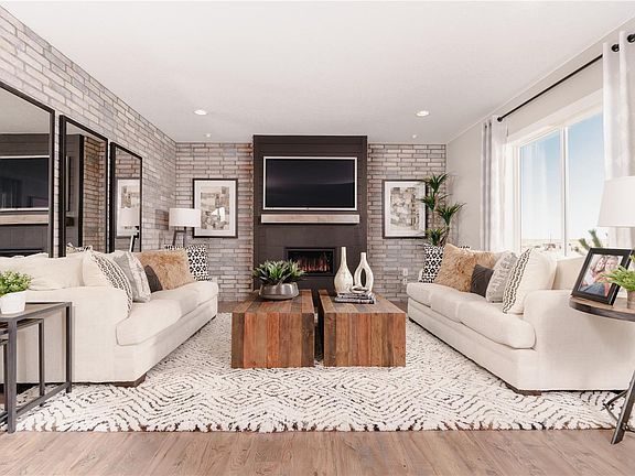 3rd image of 607 W 174th Ave