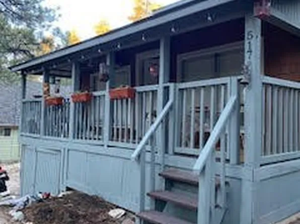 517 Pine Ln, Green Valley Lake, CA 92341
