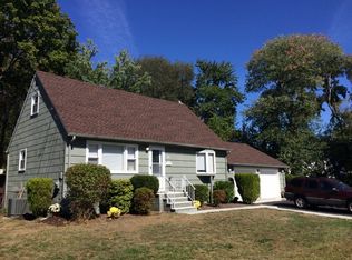 91 Jackson Ave, Pompton Plains, NJ 07444