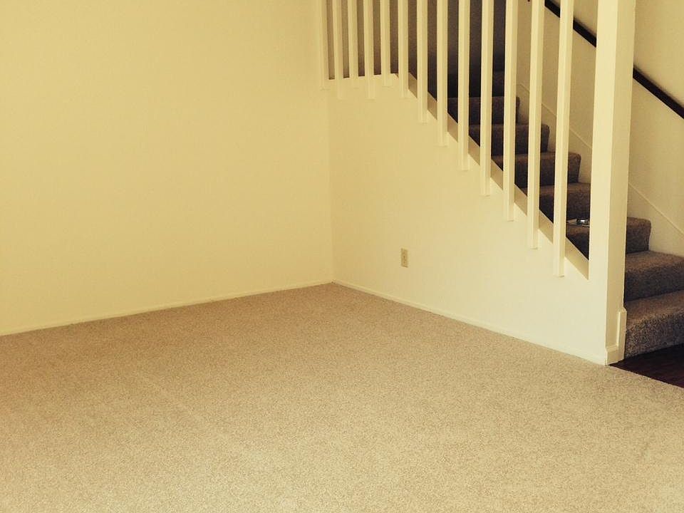 2nd image of 178 Jack London Dr