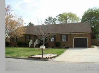 709 Gladesdale Dr, Chesapeake, VA 23322