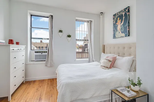 Sold by Compass | media 13