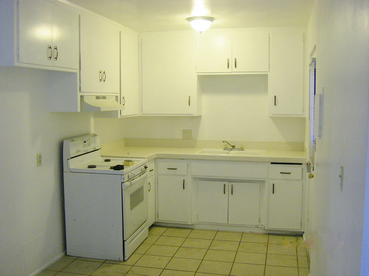 350 W Kimball Ave — Photo 3