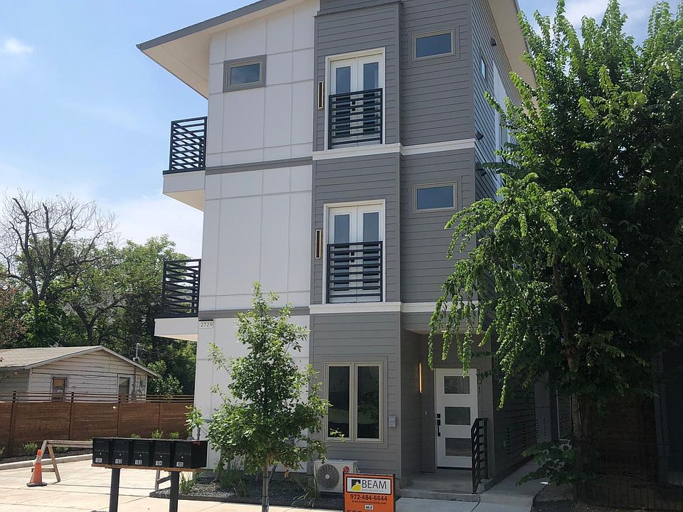 1st image of 2729 Weisenberger St #105