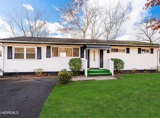 2651 Ridgeway Rd, Manchester, NJ 08759