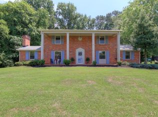 213 Nottingham Cir, Lynchburg, VA 24502