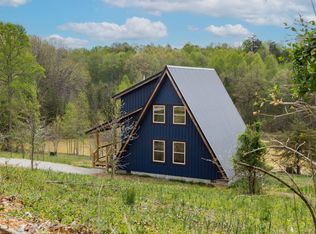 210 Hawks Point Rd, Beattyville, KY 41311