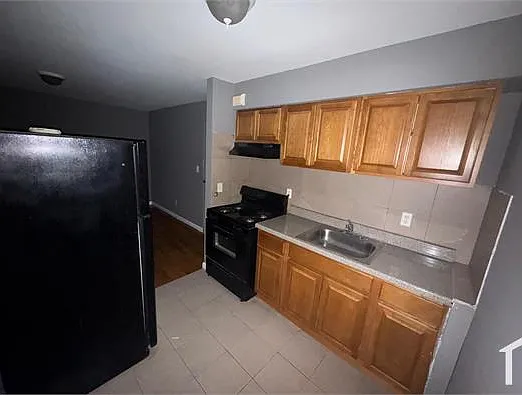 104 Montclair Ave #11 — Photo 1