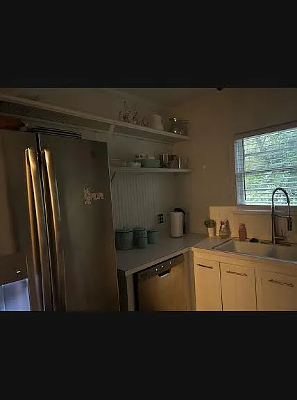 436 N Harding Ave — Photo 6