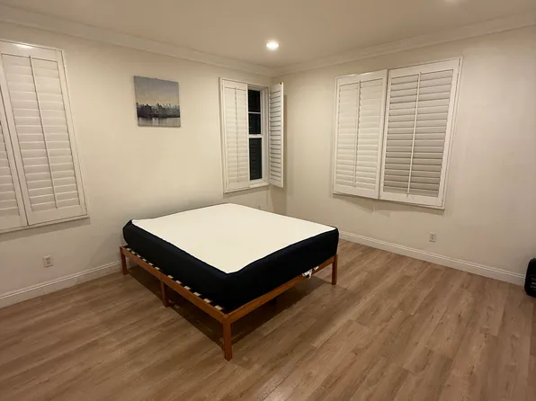 13238 Wooden Gate Way #10, Corona, CA 92880