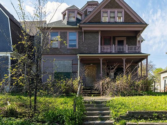 5th image of 2825 W State STREET