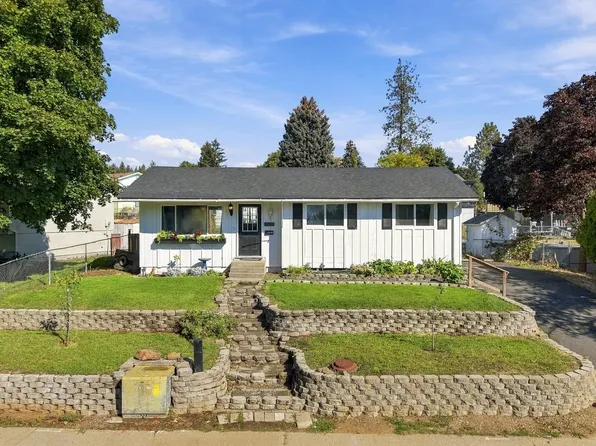1234 Pineview St, Cheney, WA 99004