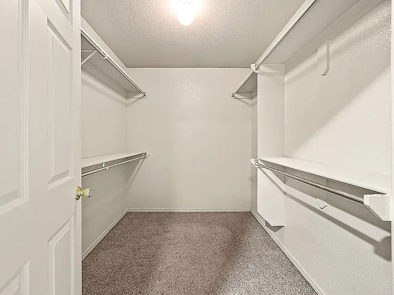 2351 W Skyler Dr — Photo 17