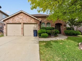 14013 Lost Spurs Rd, Roanoke, TX 76262