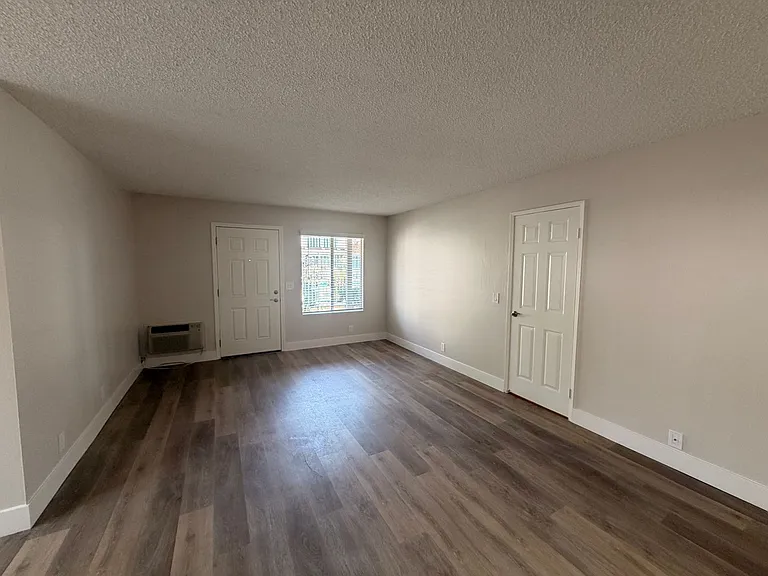 Beach Creek Resort Apartments — Photo 3
