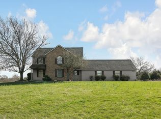 686 Betz Rd NW, Lancaster, OH 43130