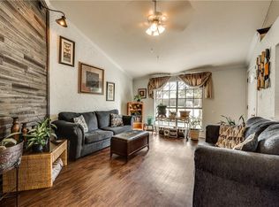 2103 Sharpshire Ln, Arlington, TX 76014