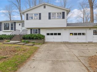 132 Bennett Rd, Camillus, NY 13031