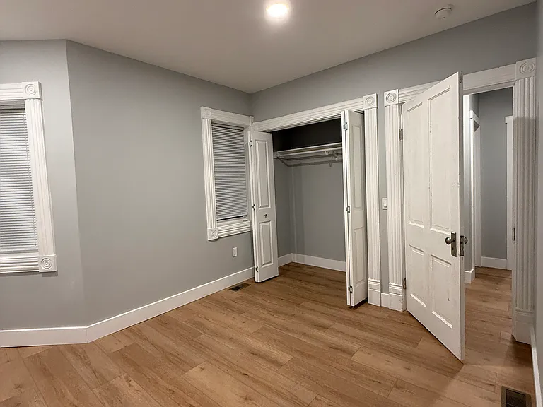 23 E Washington Ave — Photo 20