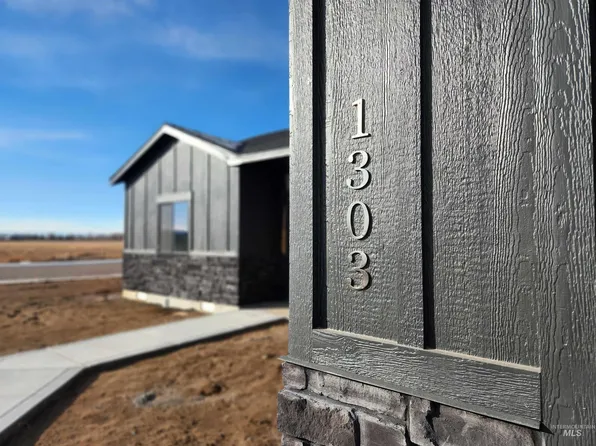 1303 Moss, Rupert, ID 83350