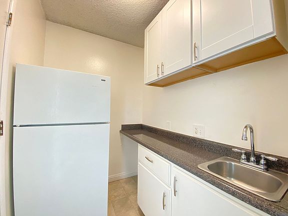 2nd image of 8455 Lindley Ave APT 211A