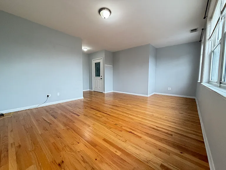 1246 W Ohio St #3 — Photo 3