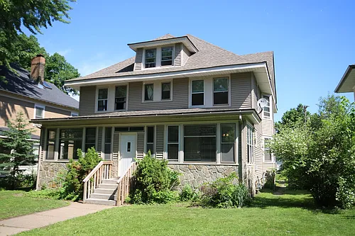 1835 Dayton Ave #2 Photo 1