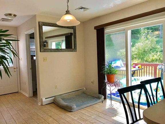 5th image of 2407 Woodhaven Dr