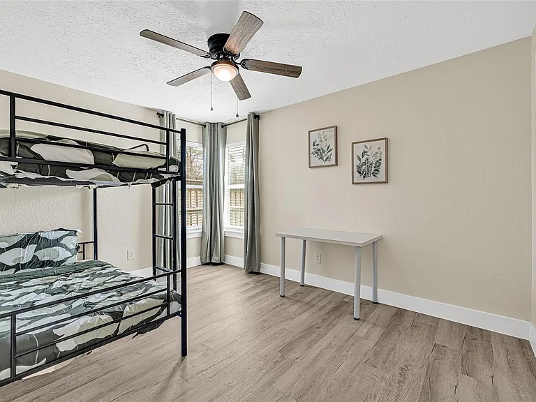 4802 Hickorygate Dr — Photo 16