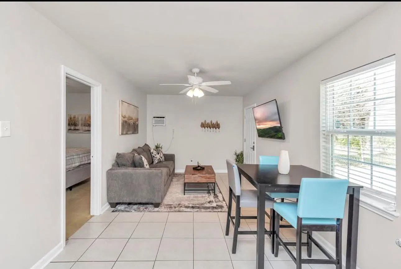 1 bed, 800 sqft, $1,550 — Photo 4