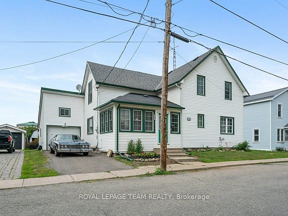 2nd image of 506 Victoria St