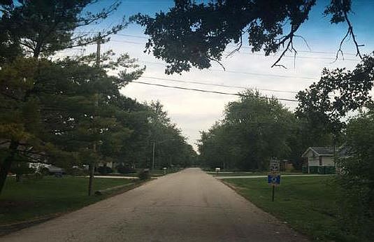 2nd image of 401 Birch Dr