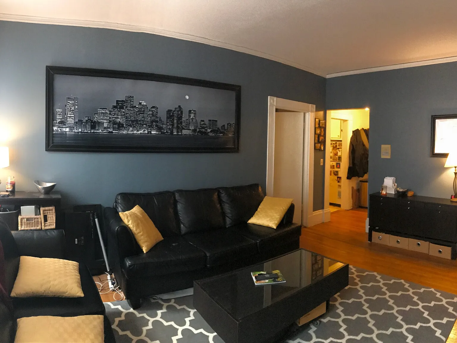 1 bed, 1.0 bath, $2,995 — Photo 3