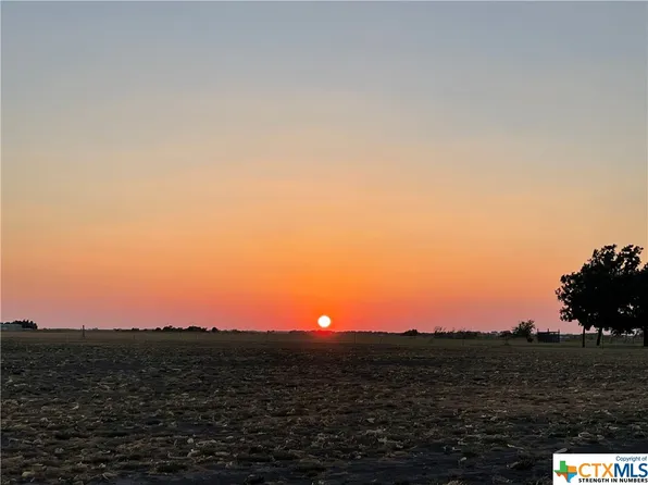 2400 County Road 421, Taylor, TX 76574