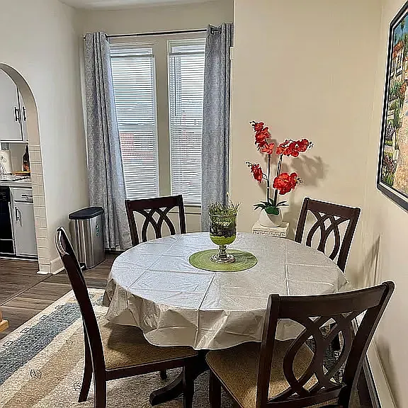 235 E Maple St #2 — Photo 3