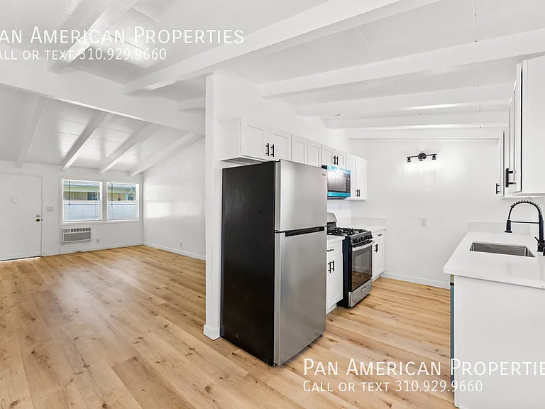 143 W Mayfair Ave — Photo 18
