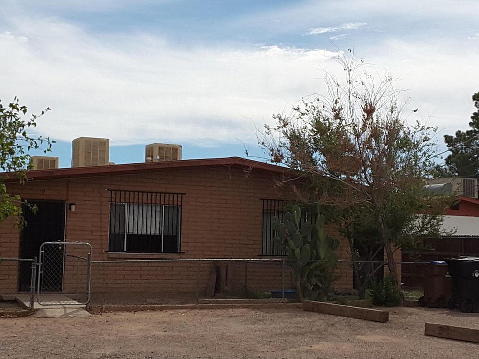 1st image of 1208 N Sunshine Blvd