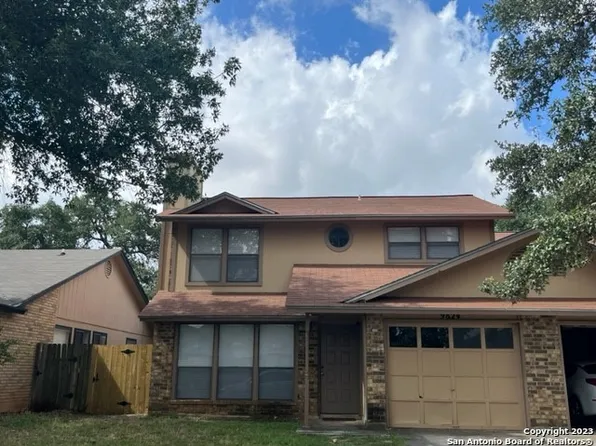 9824 ARDASH LN, San Antonio, TX 78250