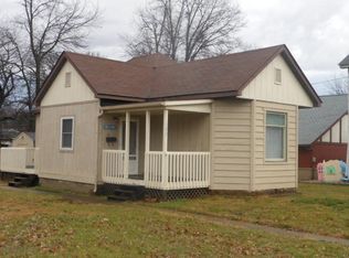 102 E Clay St, Troy, IL