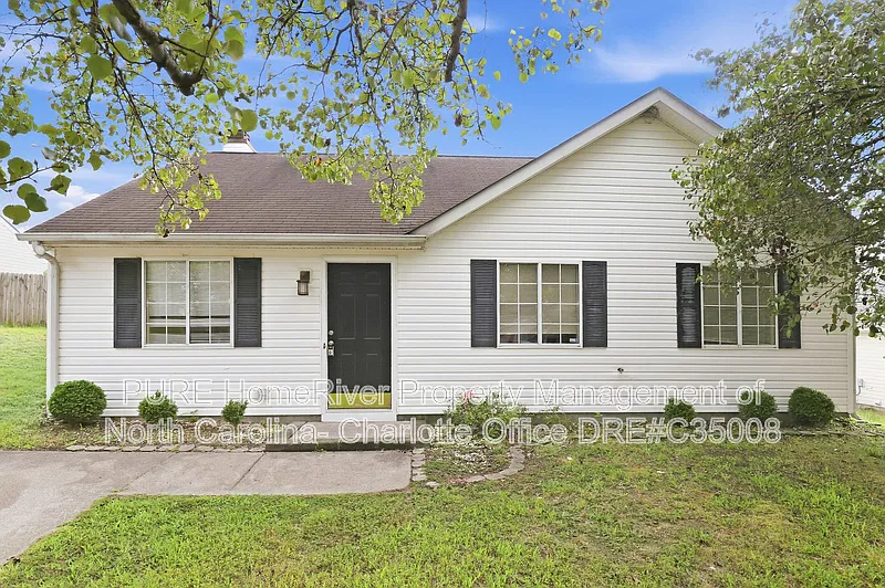 2456 Stratford Crossing Dr