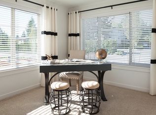 15743 NE 14th Rte #19.1, Bellevue, WA 98008