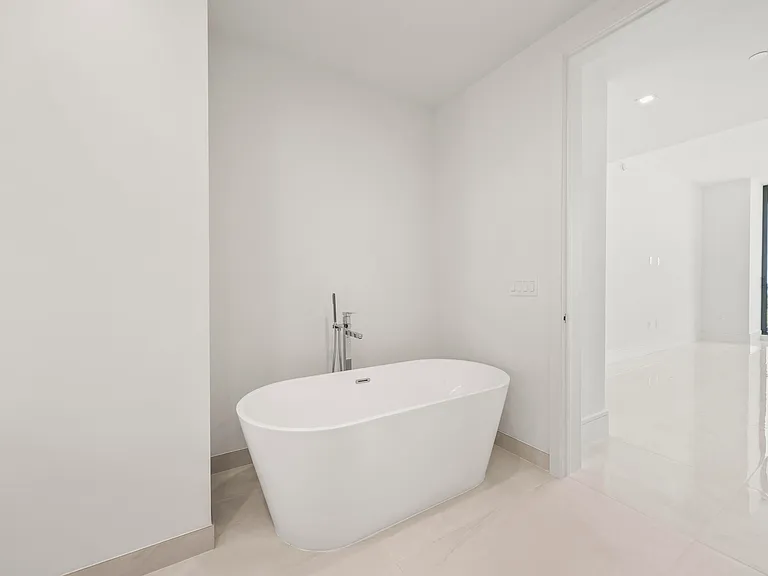 220 Lake Shore Dr #1121 — Photo 25