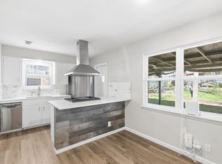 404 Seminole Dr, Austin, TX 78745