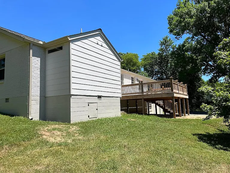 409 Barbara Dr — Photo 54