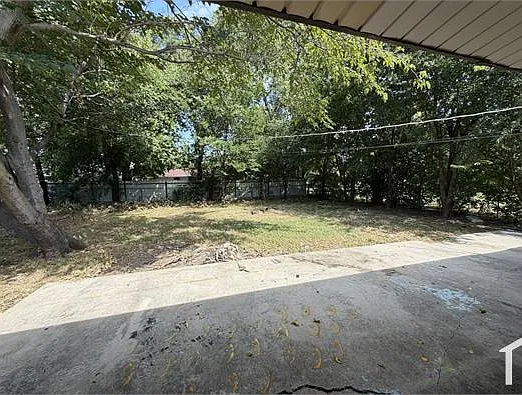 5504 Trail Lake Dr — Photo 11